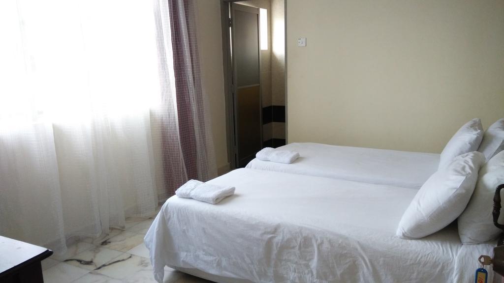 Bercham Vacation House Ипох Екстериор снимка