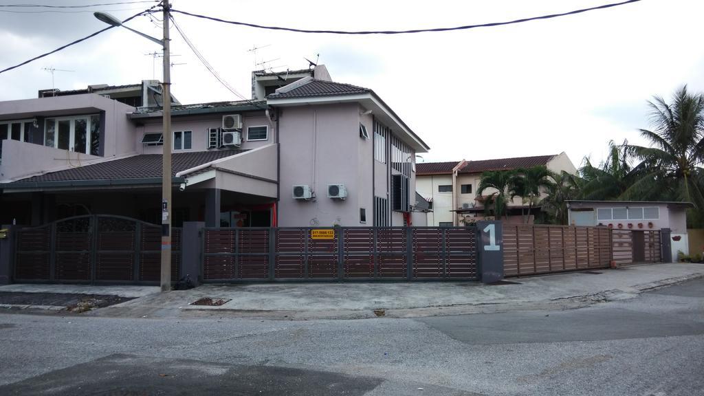 Bercham Vacation House Ипох Екстериор снимка