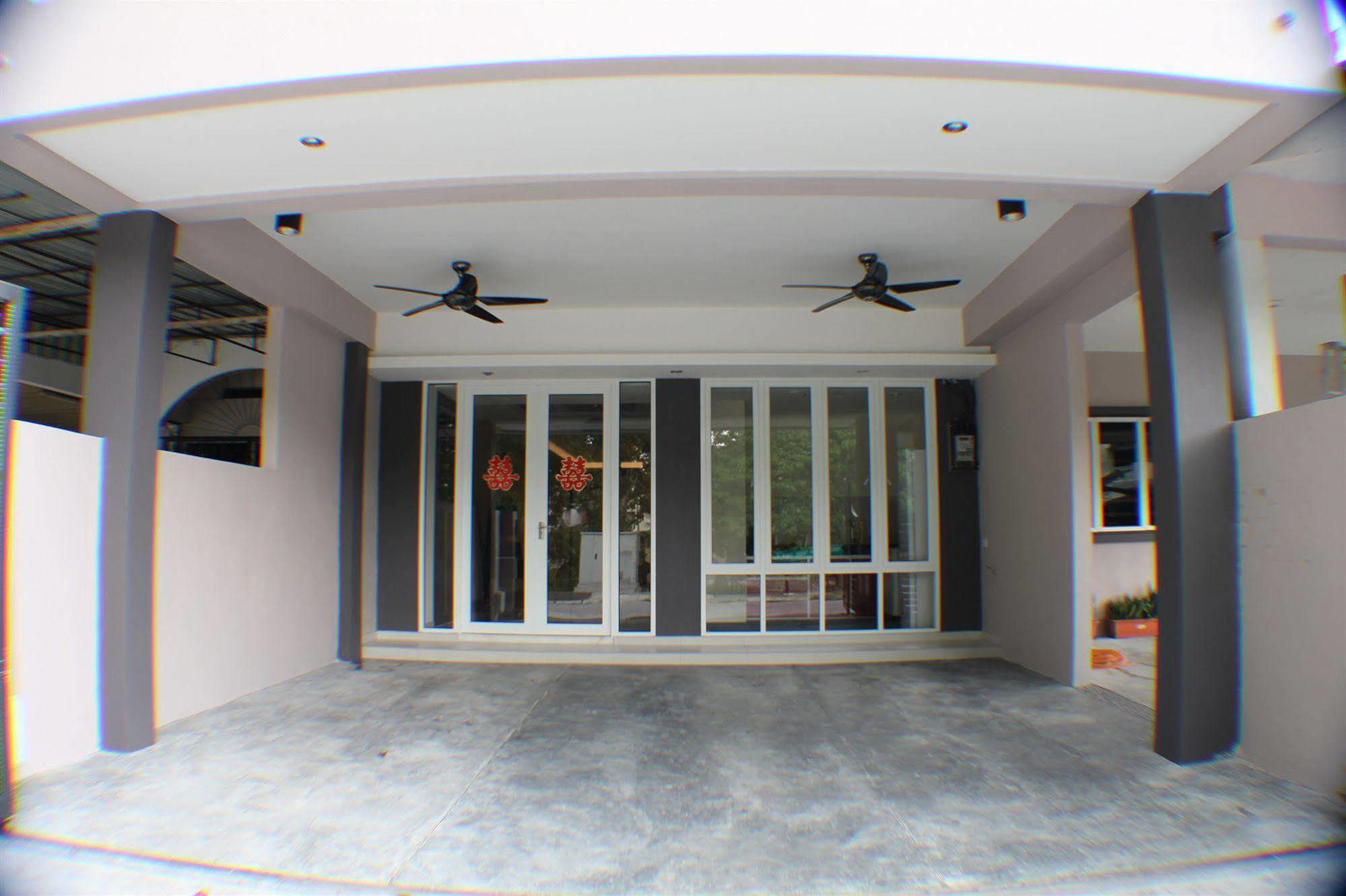 Bercham Vacation House Ипох Екстериор снимка
