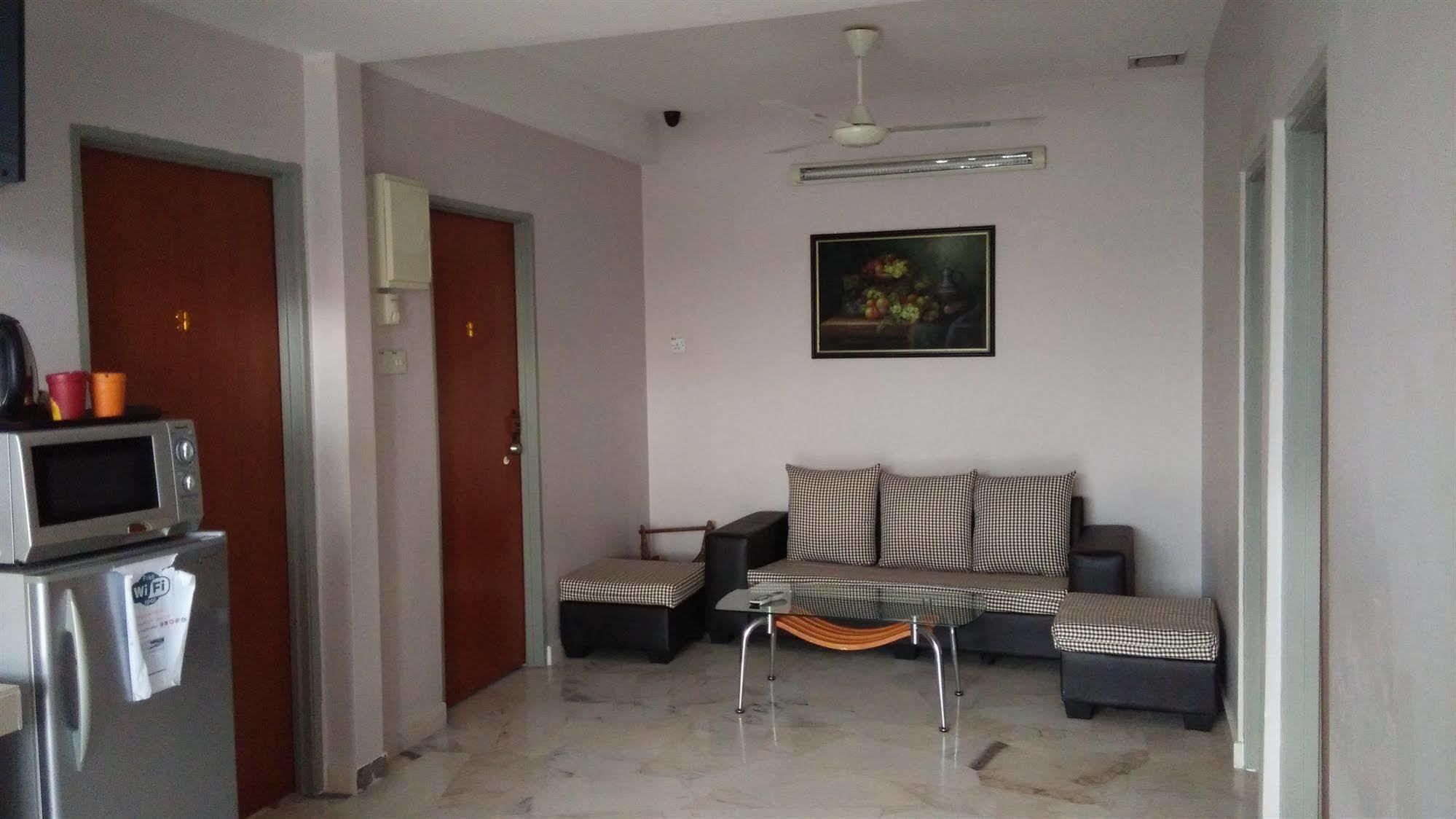 Bercham Vacation House Ипох Екстериор снимка